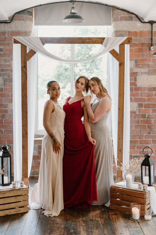 How To Choose Bridesmaid Dresses Your Bridal Party Will Love